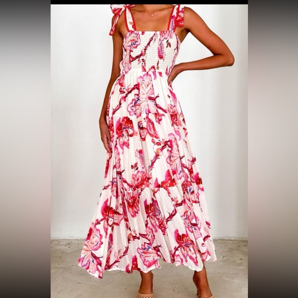 Toperth - Red Floral Smocked Tie-strap Maxi Dress - Size M